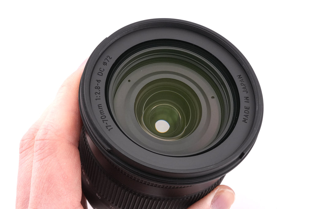 Sigma 17-70mm f2.8-4 DC Macro OS HSM Contemporary