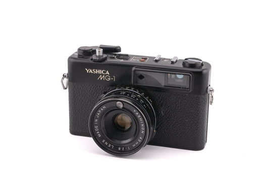 Yashica MG-1