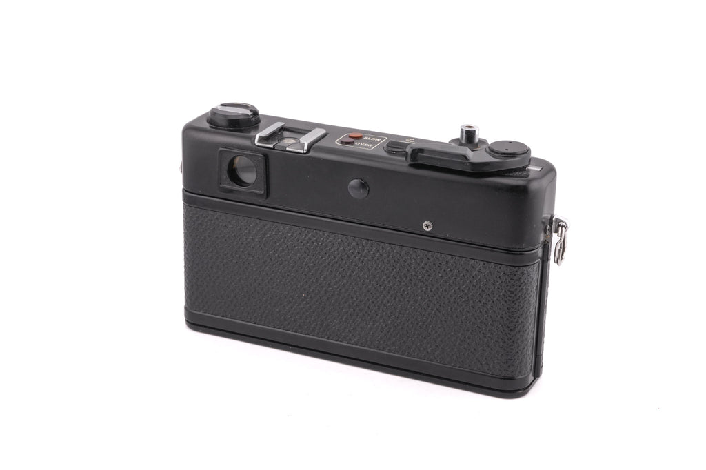 Yashica MG-1