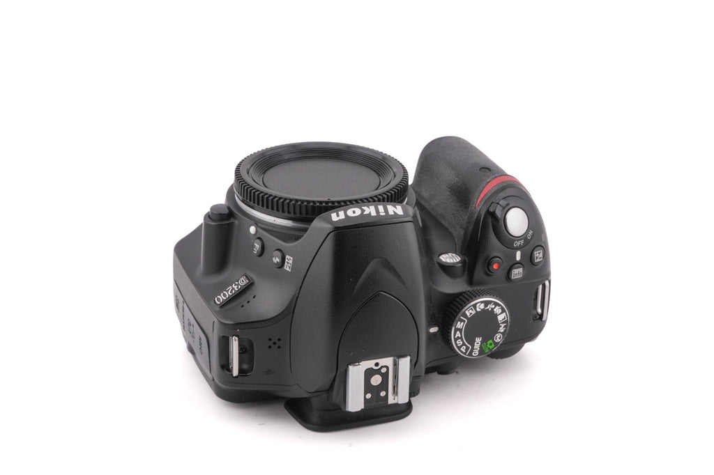 Nikon D3200