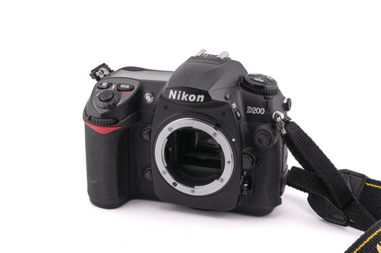 Nikon D200