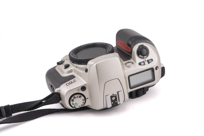 Nikon F60