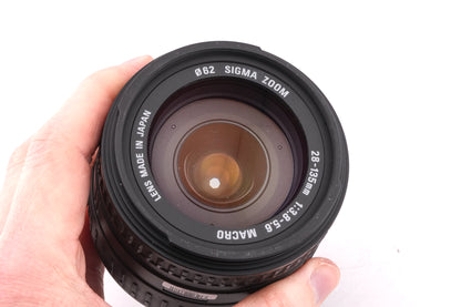Sigma 28-135mm f3.8-5.6 D Macro Aspherical IF Zoom