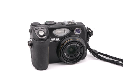 Nikon Coolpix 5400