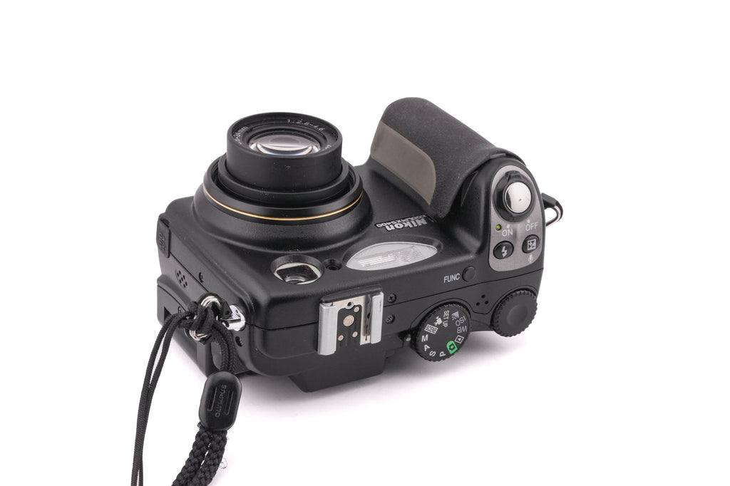 Nikon Coolpix 5400