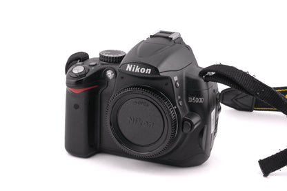 Nikon D5000
