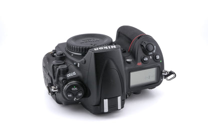 Nikon D700