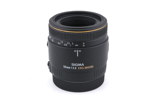 Sigma 50mm f2.8 EX DG Macro