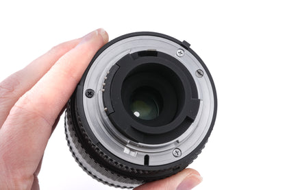 Nikon 28-70mm f3.5-4.5 AF Nikkor D