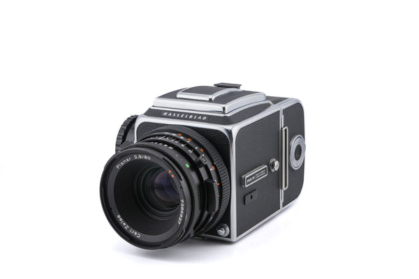 Hasselblad 500C/M (Silver, 10026) + A12 Film Magazine (Silver