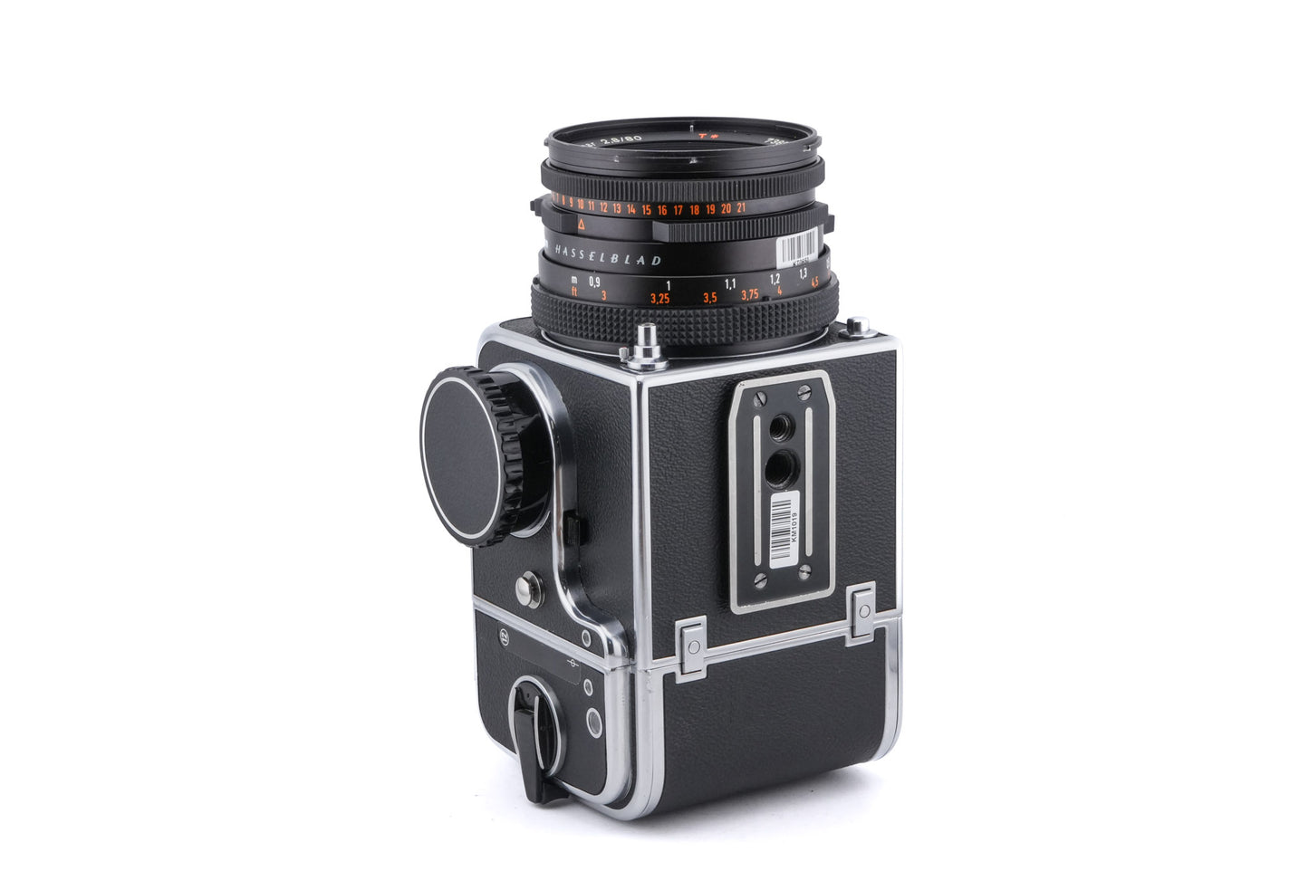 Hasselblad 500C/M (Silver, 10026) + A12 Film Magazine (Silver, 30074) + 80mm f2.8 Planar T* CF (20029) + Waist Level Finder (New / Chrome, 42315) + Standard Focusing Screen (42161)