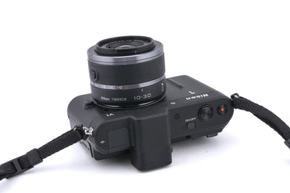 Nikon 1 V1 + 10-30mm f3.5-5.6 VR Nikkor 1