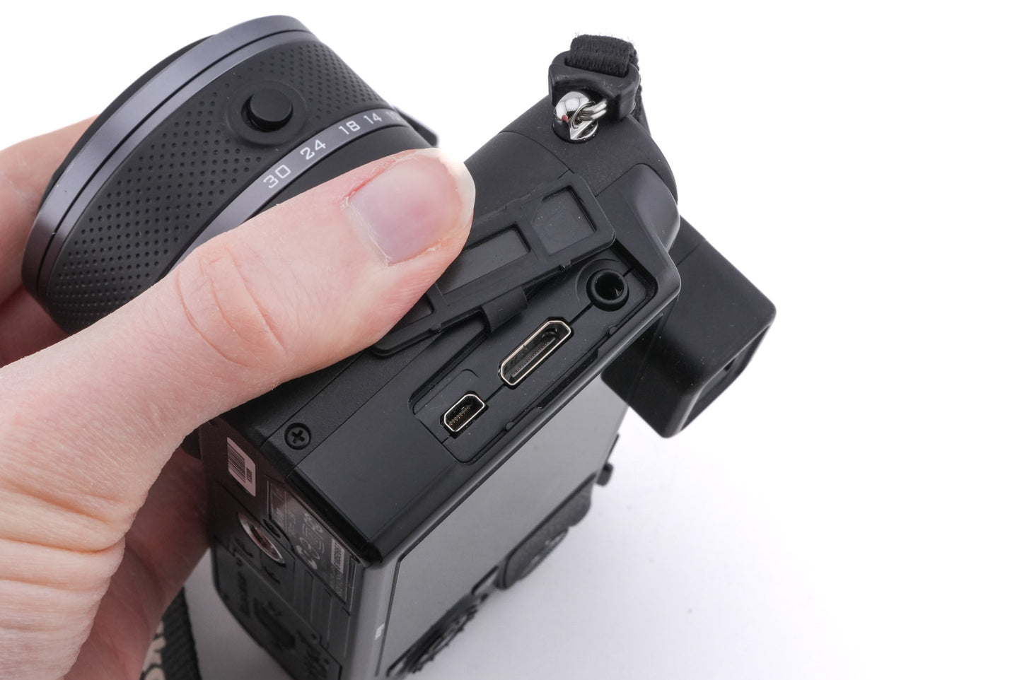 Nikon 1 V1 + 10-30mm f3.5-5.6 VR Nikkor 1