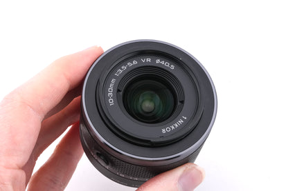 Nikon 1 V1 + 10-30mm f3.5-5.6 VR Nikkor 1