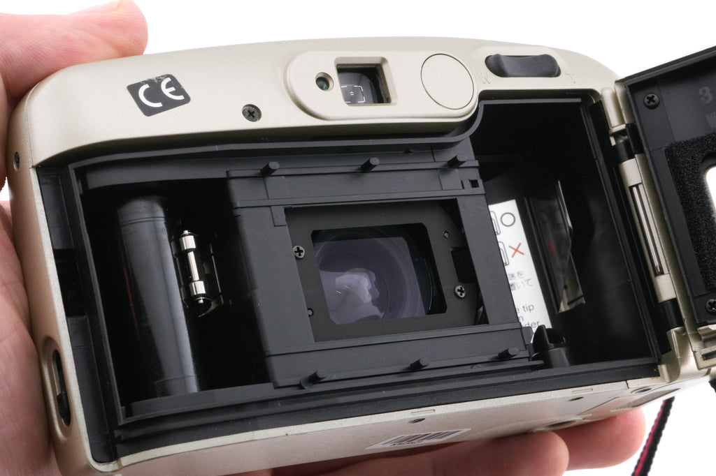 Yashica Zoomate 70