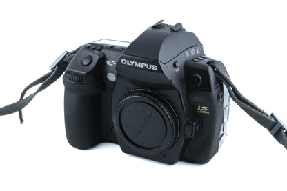 Olympus E-3