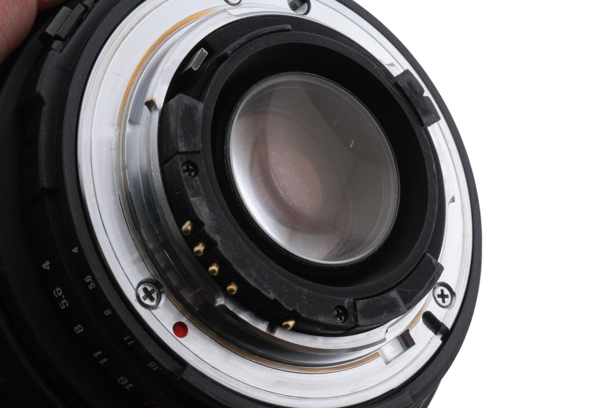 Sigma 70-300mm f4-5.6 D APO Macro