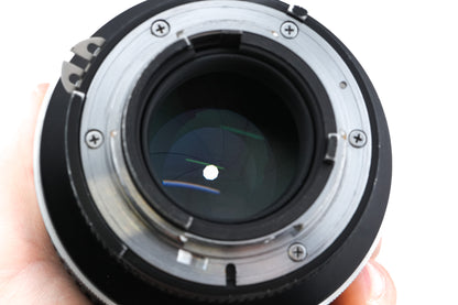 Nikon 105mm f1.8 Nikkor AI-S