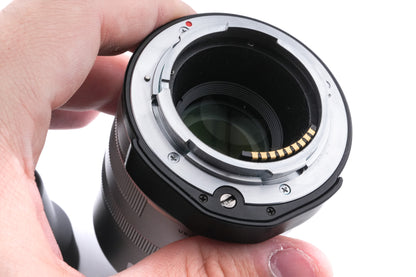 Carl Zeiss 90mm f2.8 Sonnar T* + 46mm GG-3 Metal Hood