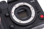 Panasonic Lumix DC-GH6
