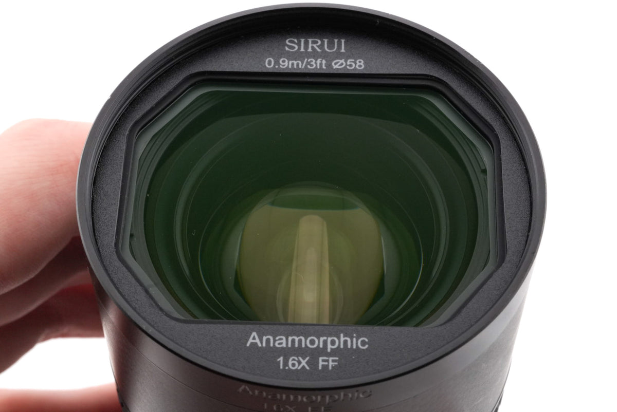 Sirui 35mm T2.9 1.6x Saturn Carbon Fiber