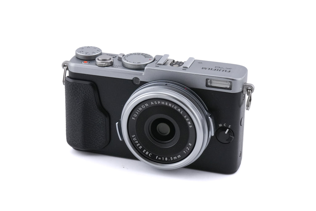 Fujifilm X70