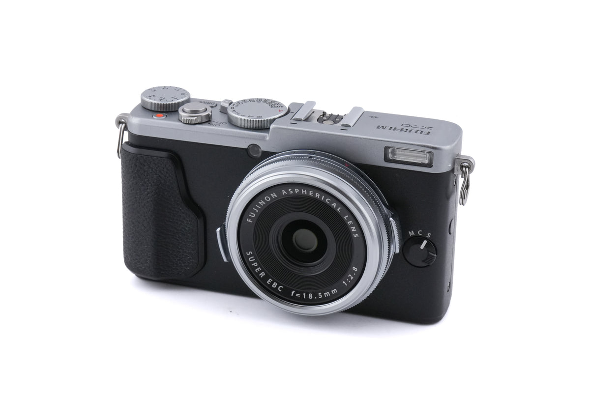 Fujifilm X70