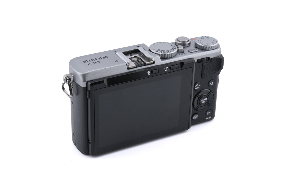 Fujifilm X70