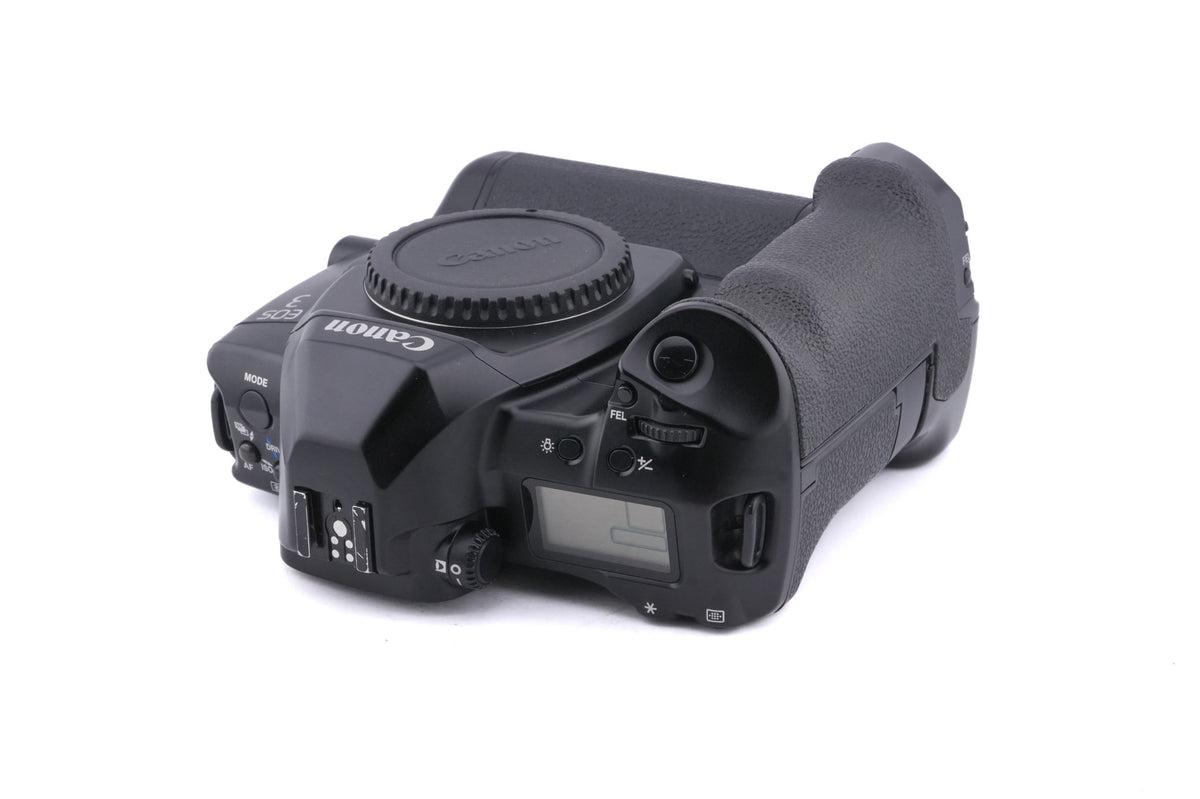 Canon EOS-3 + PB-E2 Power Drive Booster
