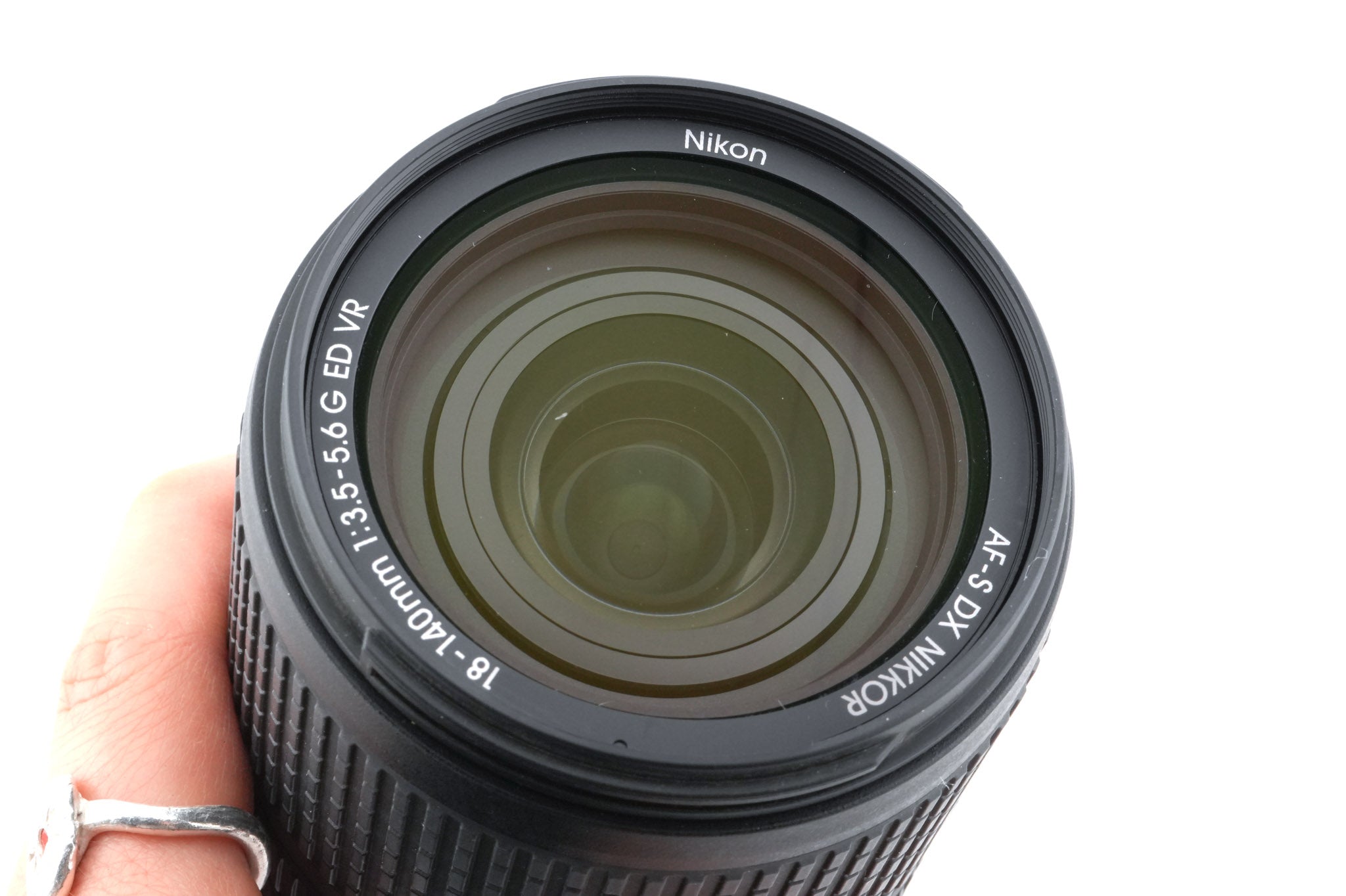 Nikon 18-140mm f3.5-5.6 AF-S Nikkor G ED VR