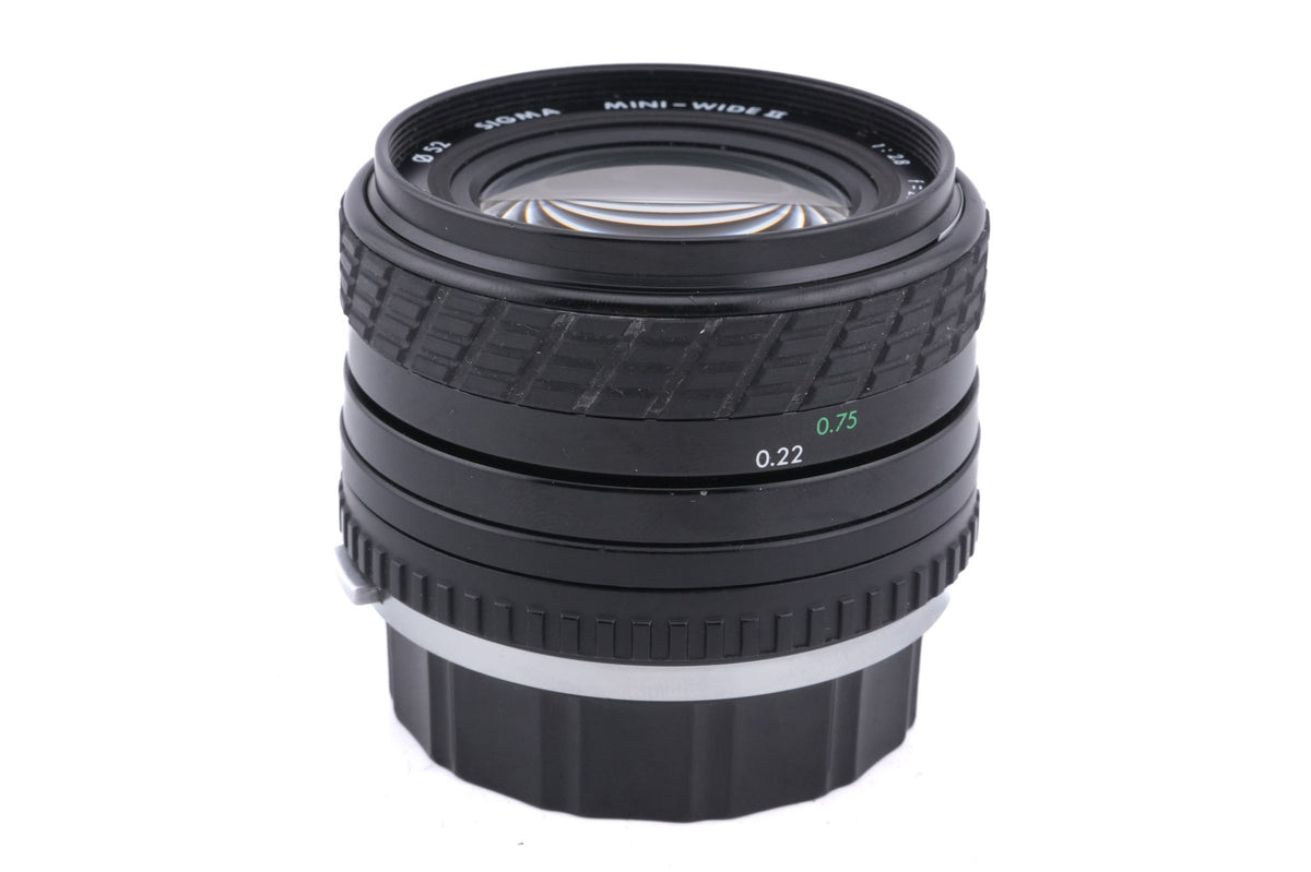 Sigma 28mm f2.8 Mini-Wide II Multi-Coated