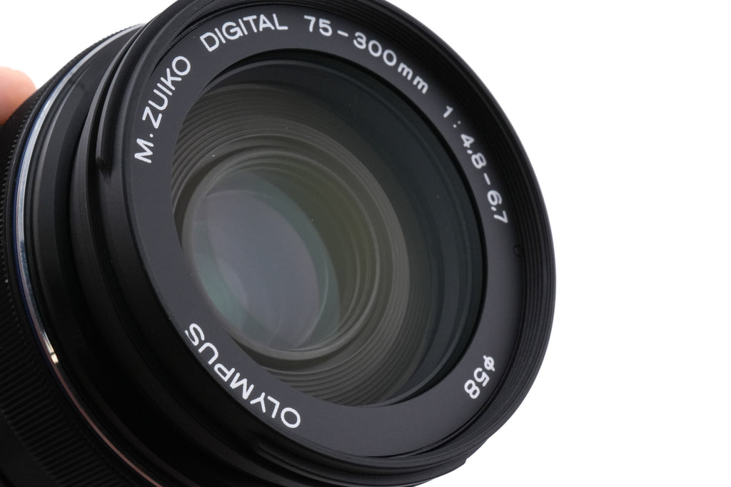 Olympus 75-300mm f4.8-6.7 M.Zuiko Digital II ED MSC