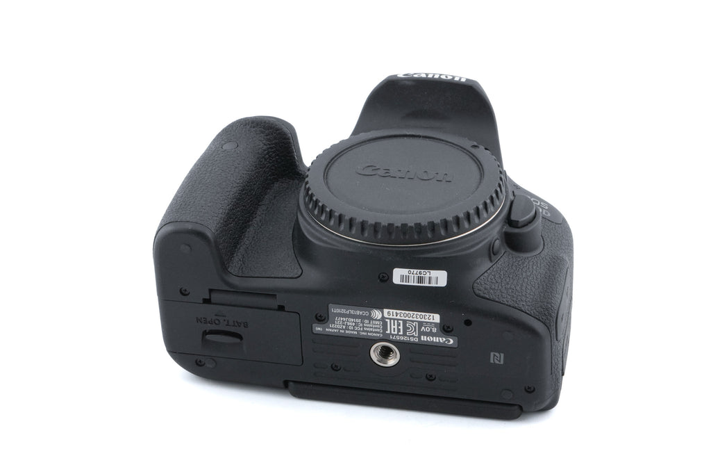 Canon EOS 750D