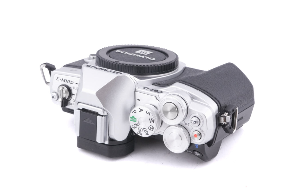 Olympus OM-D E-M10 Mark III
