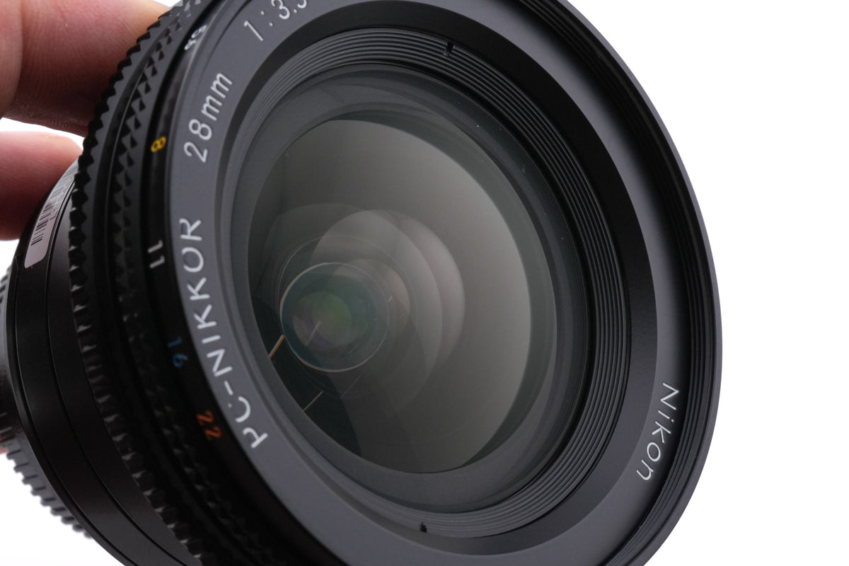 Nikon 28mm f3.5 PC-Nikkor