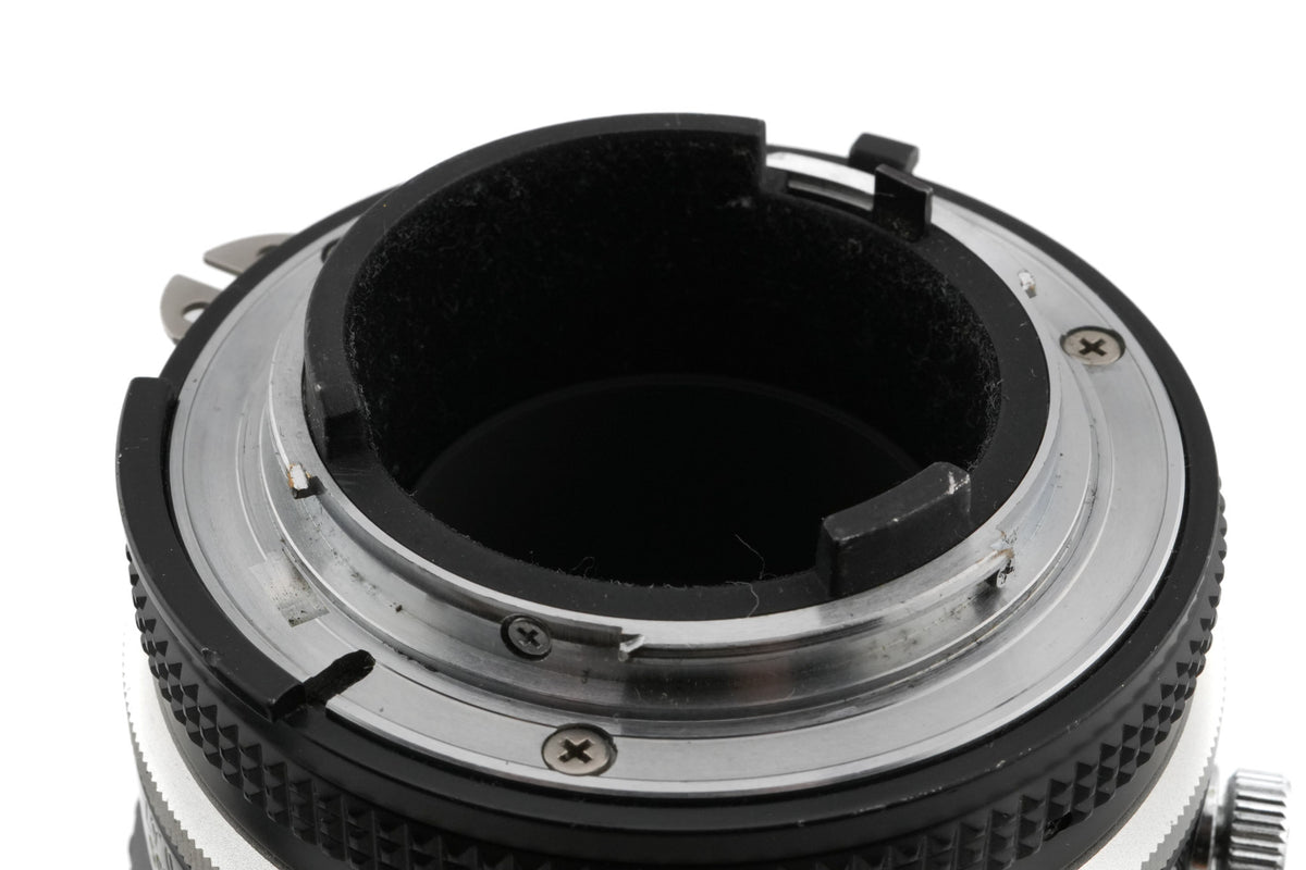 Nikon 105mm f4 Micro-Nikkor AI-S