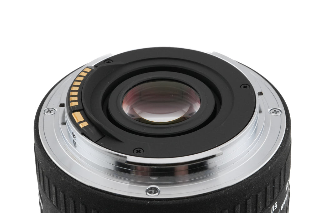 Sigma 17-70mm f2.8-4.5 DC Macro