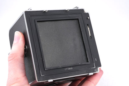 Hasselblad 1000F + 80mm f2.8 Tessar T Opton + 12 Film Magazine + Waist Level Finder (FUJUC)