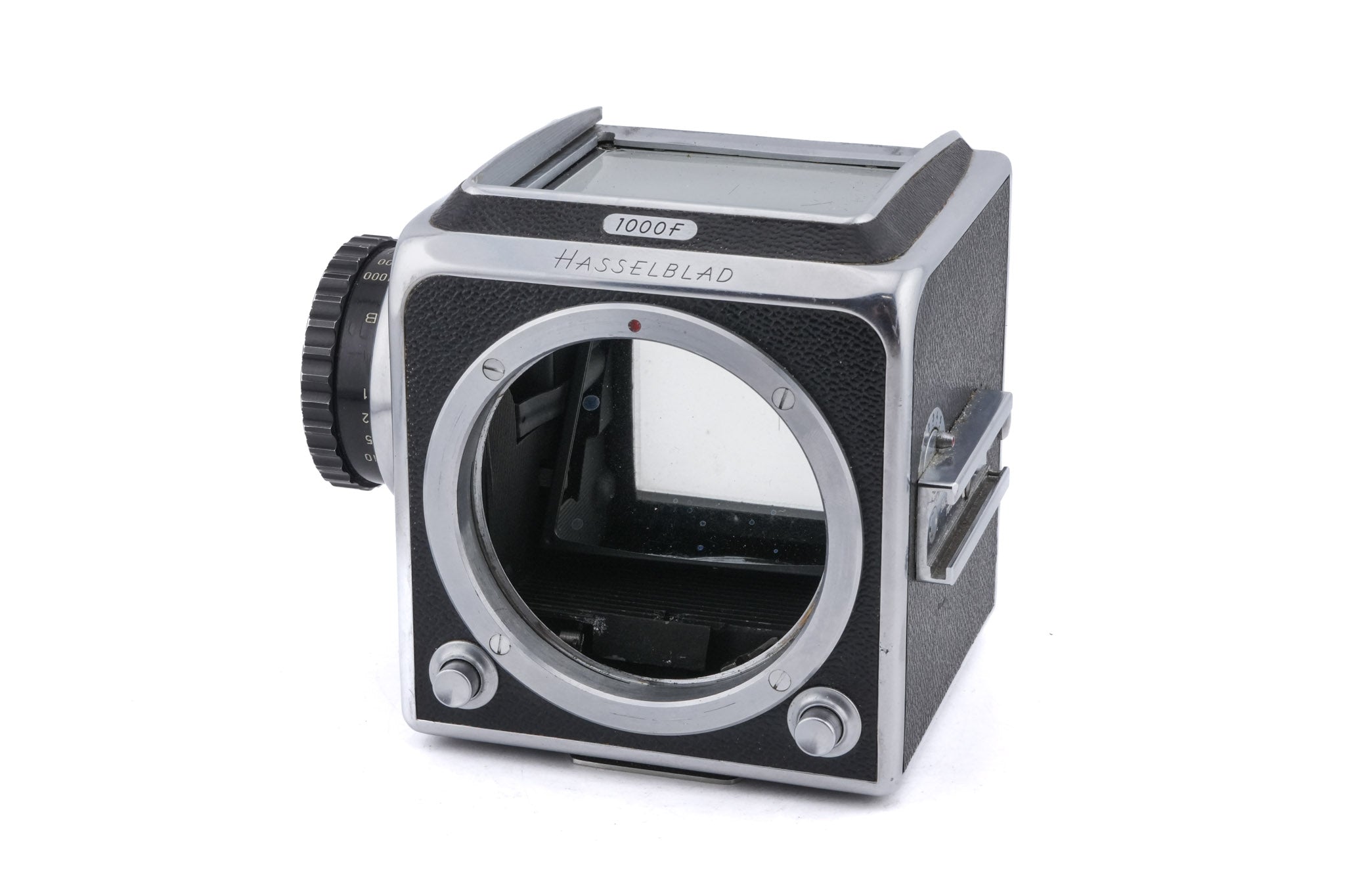Hasselblad 1000F (8012) + Waist Level Finder (FUJUC) + 80mm f2.8 Tessar T Opton (OBTU / 8055) + 12 Film Magazine