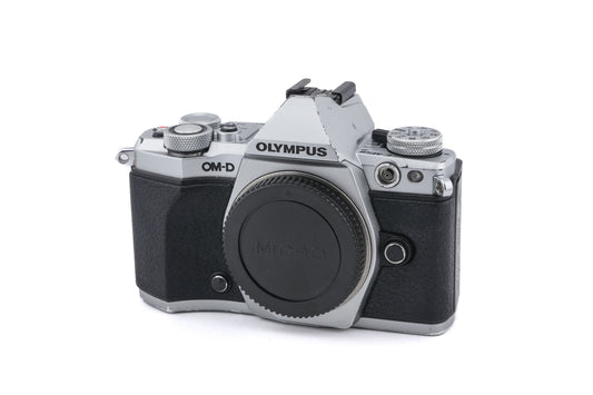 Olympus OM-D E-M5 Mark II