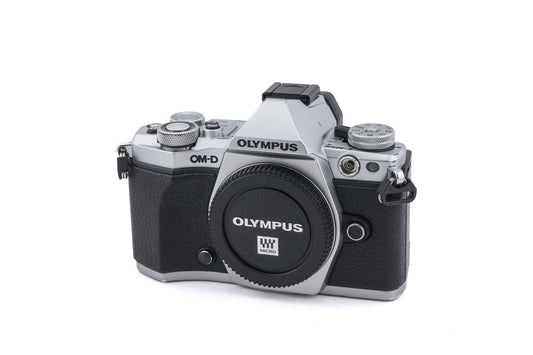 Olympus OM-D E-M5 Mark II