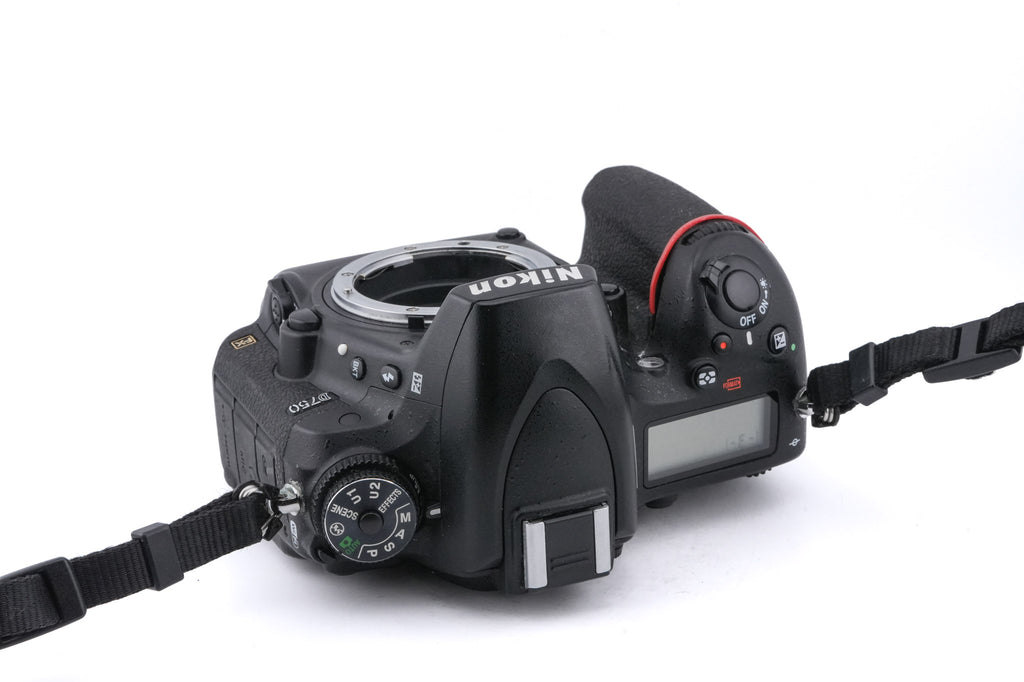 Nikon D750