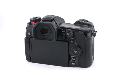 Panasonic Lumix DC-G9