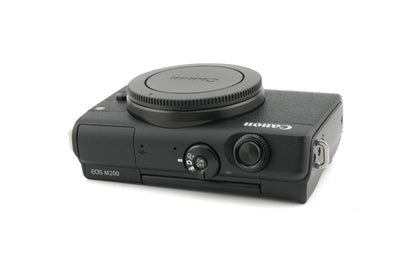 Canon EOS M200