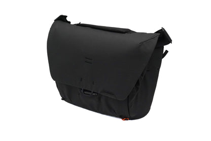Peak Design Everyday Messenger 13L