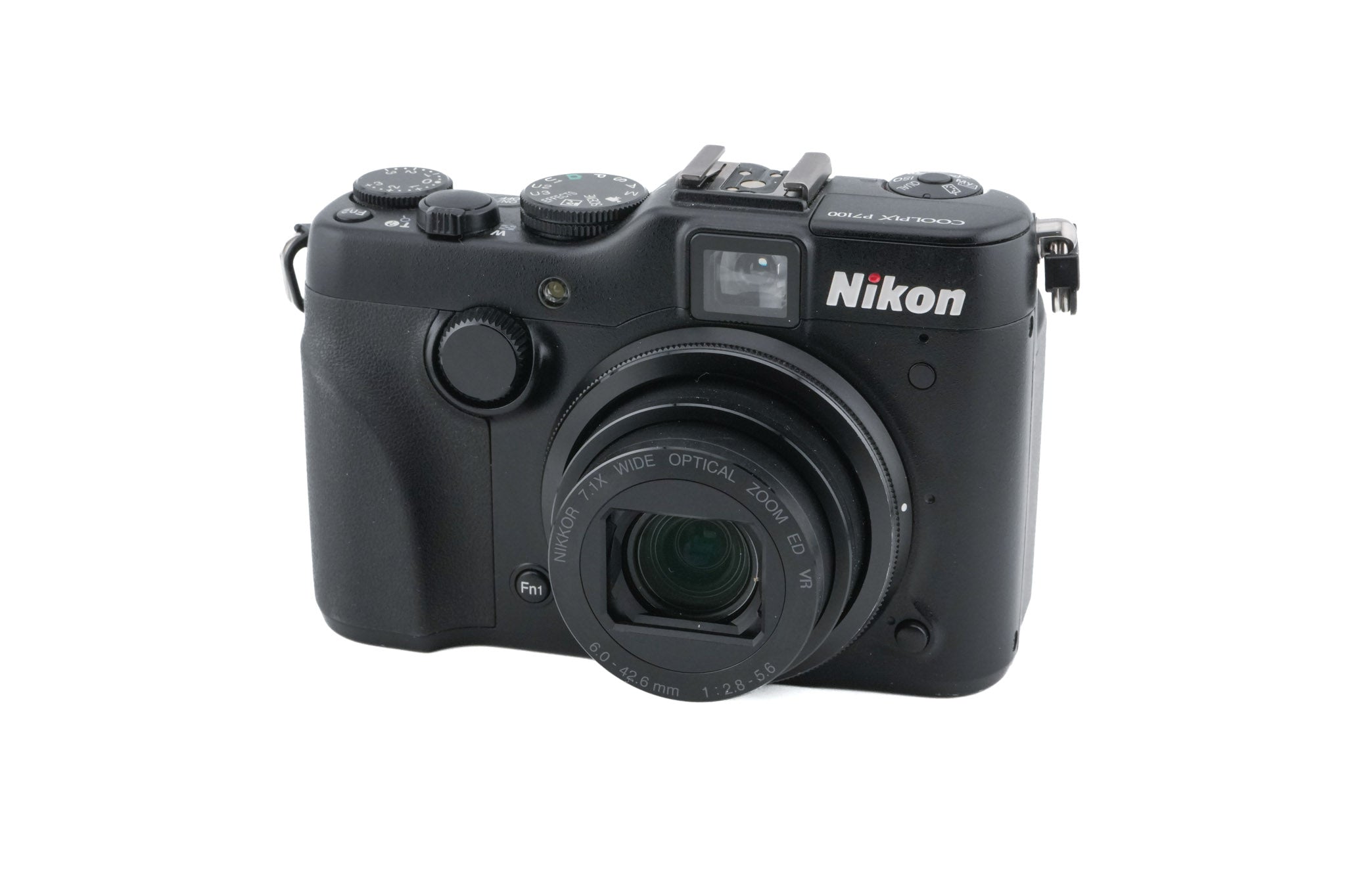 Nikon Coolpix P7100