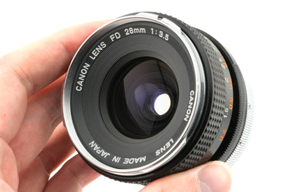 Canon 28mm f3.5