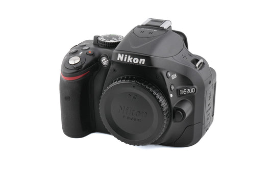 Nikon D5200