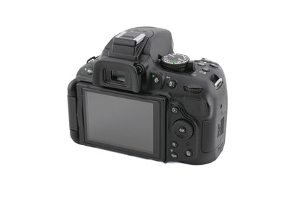 Nikon D5200