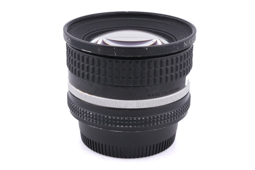 Nikon 20mm f2.8 Nikkor AI-S